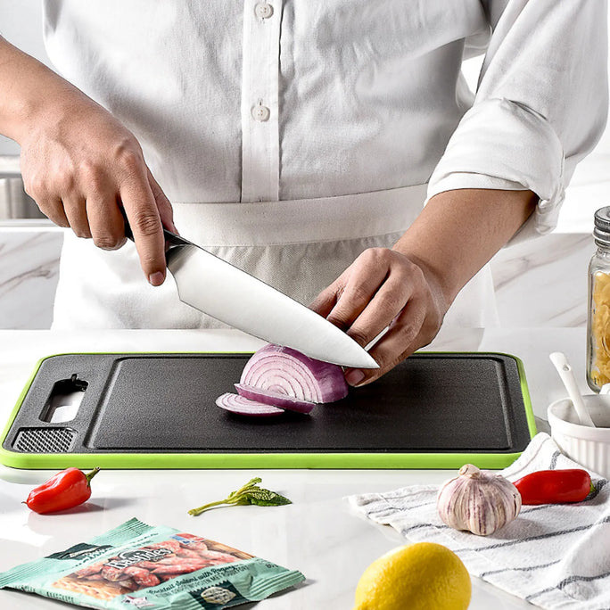 4-in-1 Multifunctional Cutting Board: Defrost, Cut, Grate, and Sharpen!